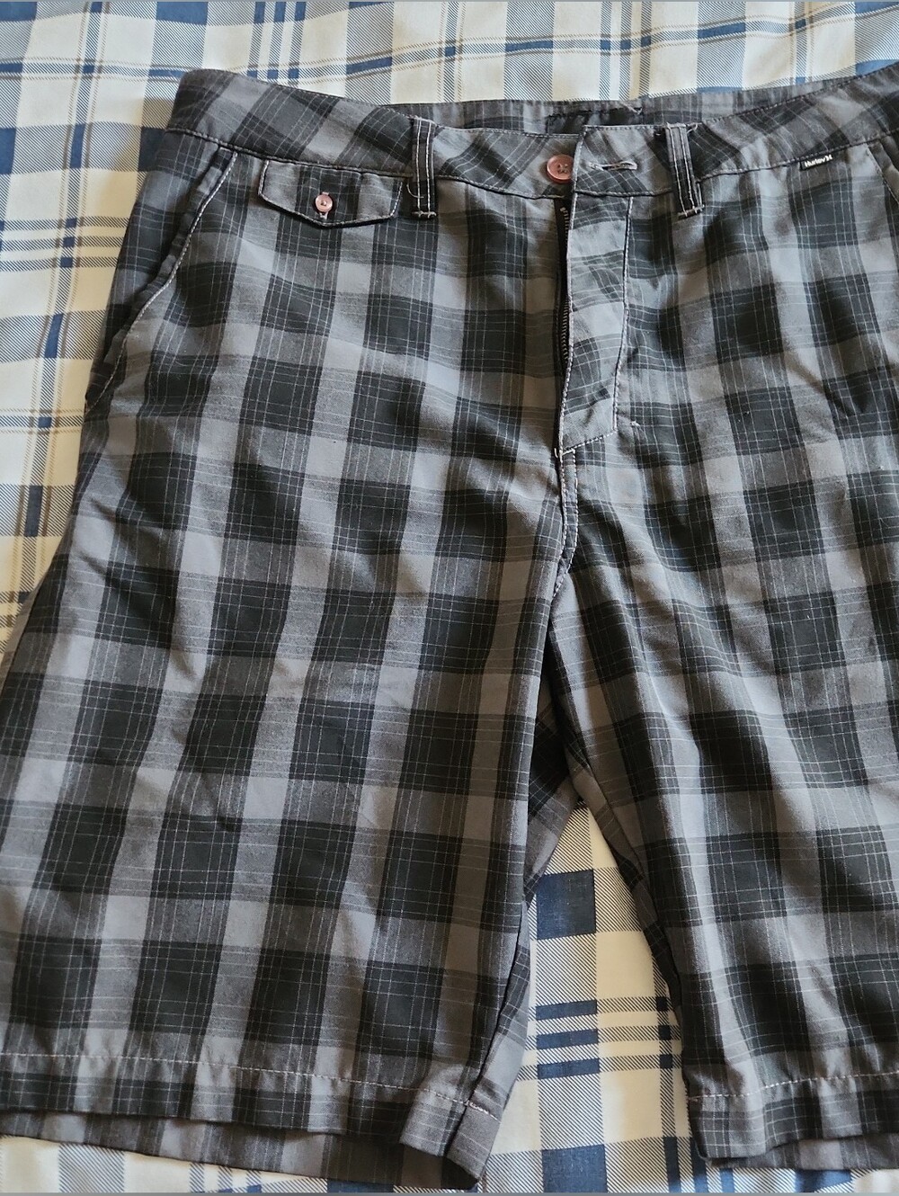 Hurley Gray and Black Plaid Men's Shorts Size 34